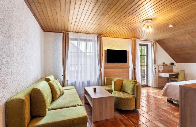 Apartamento 'Wohnung 3' con terraza compartida, jardín compartido y Wi-Fi