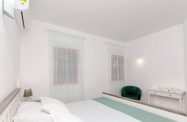 Apartments Koras