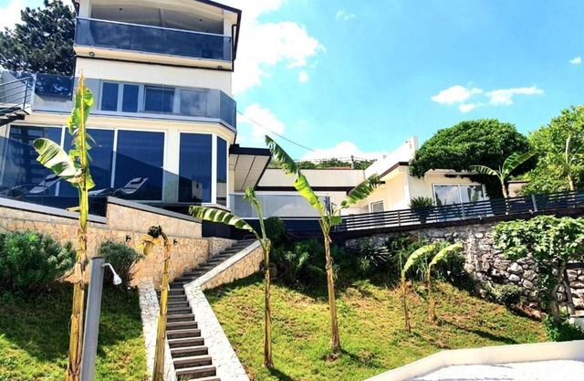 Apartments Petz (94393-A2) - Matulji