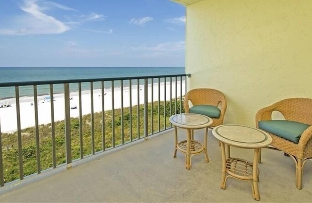 Apollo 505 - Apollo Minium 1 Bedroom Condo by Redawning