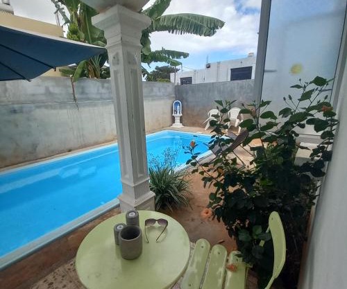 Appart de tourisme piscine climes LELAHEL Pointe aux sables