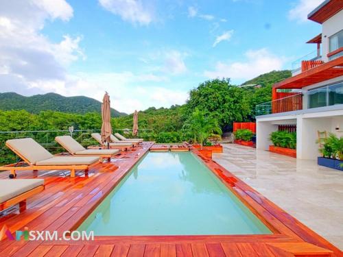 Appartement avec piscine et accès direct à la piscine à débordement - FR-1-734-67