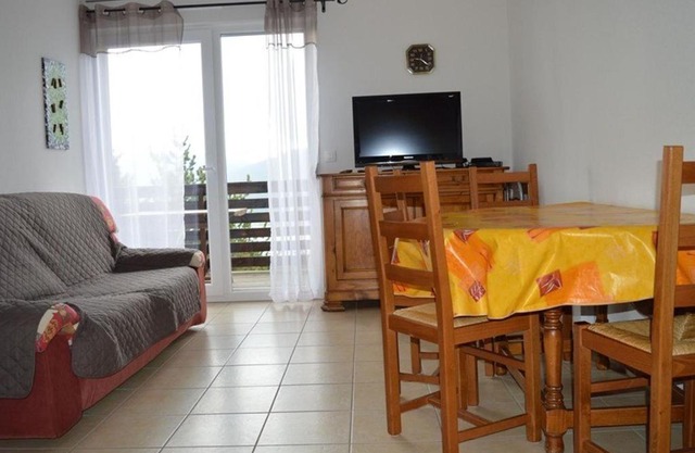 Appartement confortable, 1 chambre, parking privé - FR-1-593-32