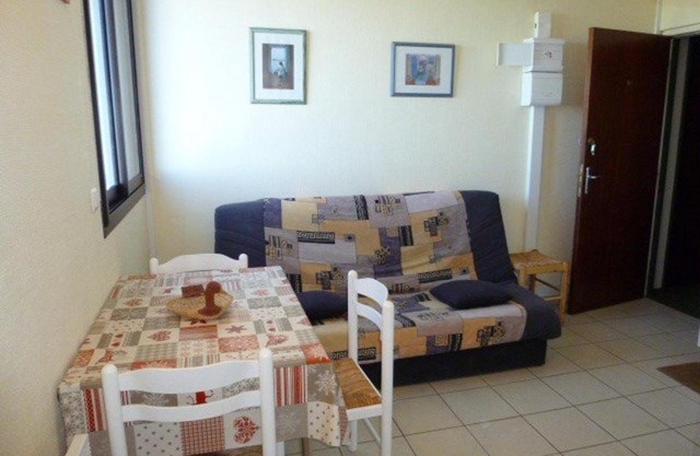 Appartement cosy, accès direct pistes, 5-6 pers., casier à skis, fondue & raclette, parking gratuit - FR-1-602-53