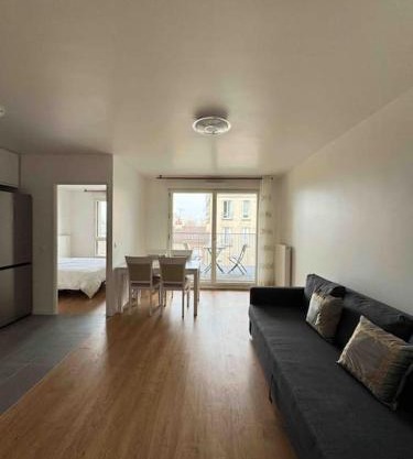 Appartement moderne avec Balcon proche de Paris