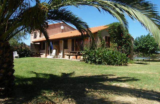 Appartement soleil catalan 2km mer rdc 4pers 50m2 wifi 2ch large garden parking