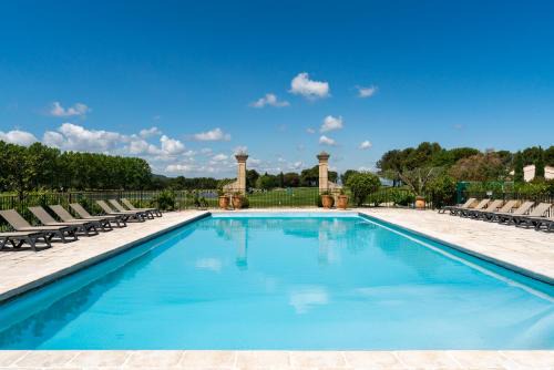 Appartement sur le golf et piscine