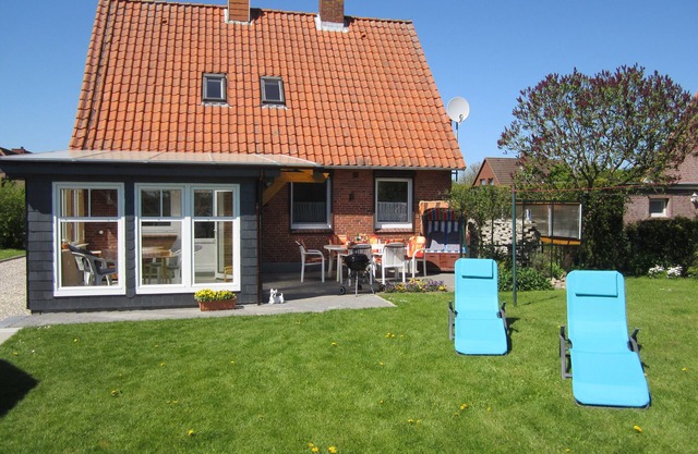 aprox.100 m² para 2-6 personas, jardín de invierno, parcela vallada HT willk.