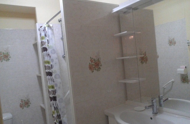Se alquila apartamento 2 ch 4-6 pers. En la planta baja - 10 minutos a pie de los baños termales.