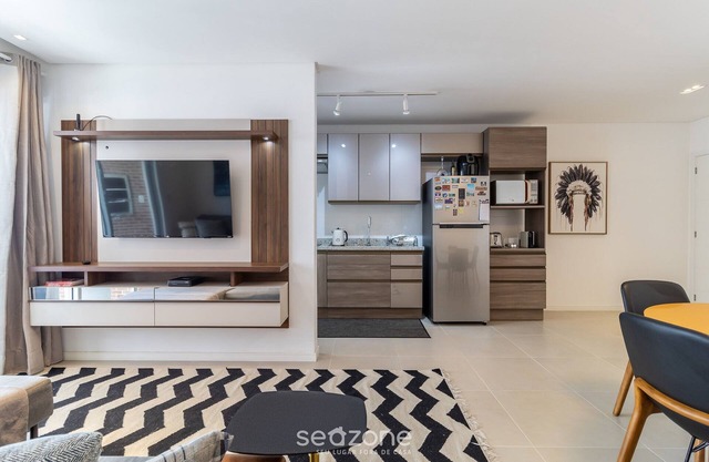 Apt Close to Beach & Floripa Shopping [eaz305]