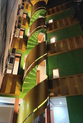 ARA Gem Hotel