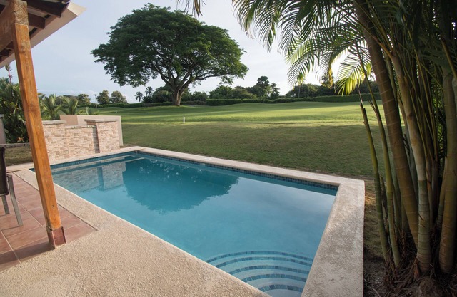 Arbolado Pool Townhouse