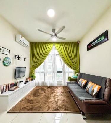 ARC swimming pool Musliim homestay JB