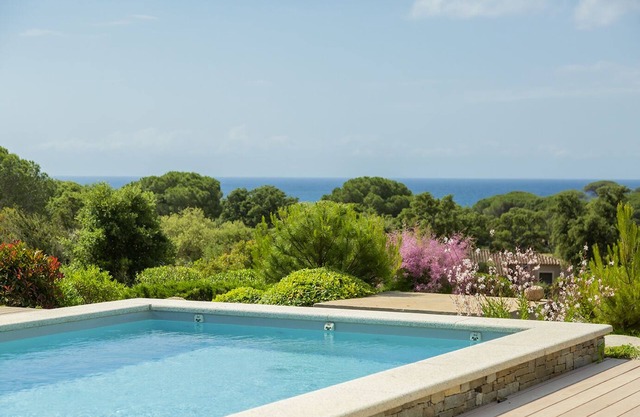 Casa en Palombaggia con cuatro dormitorios (o 3 dormitorios la próxima temporada)