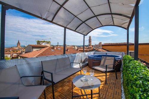 Arena Suite Mazzini Luxury Apartament