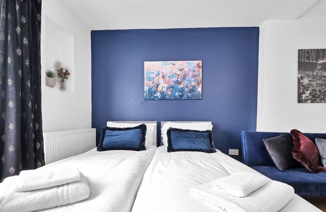 Argyll Rooms 2 Self-Contained Studio with En-Suite