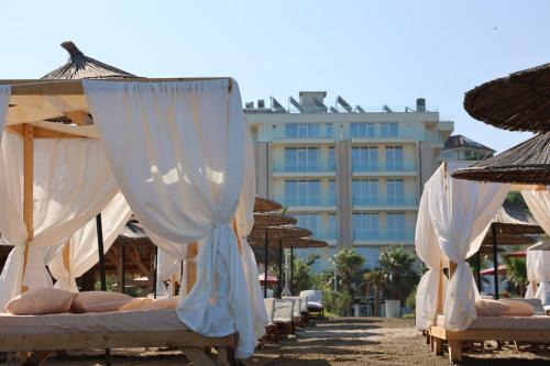 Aria Beach Resort by Hana Turismo