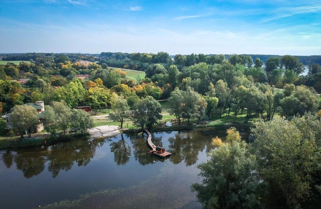 ARK Village Liberland