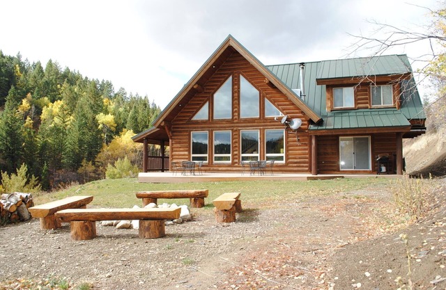 Aspen Ridge - Refugio de cabañas de montaña escénica que bordea el bosque nacional