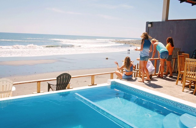 Ast Surf Hotel