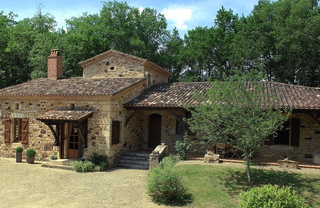 A las puertas del Périgord, magnífica casa de piedra, tranquila y relajante.