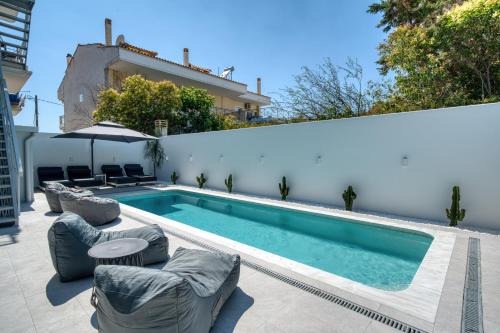 Atico, Luxury Pool Apartments
