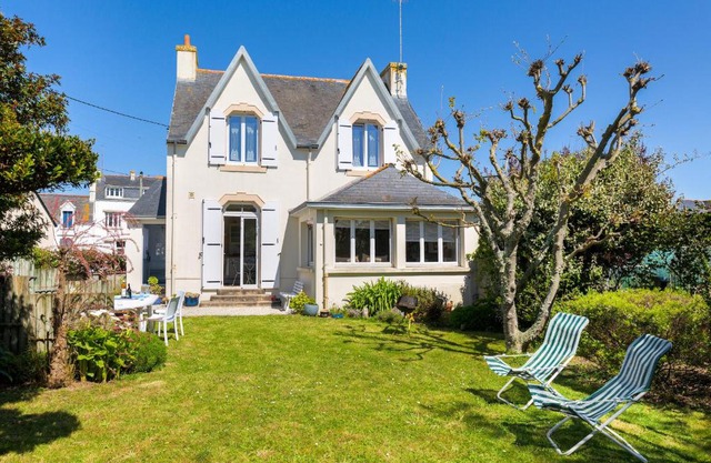Au coeur de Tréffiagat - maison pour 6 - 300m de la plage
