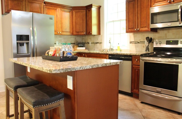 Authentic Edgewood 3 Bed House with Private Yard