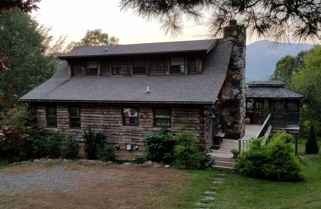 Authentic Log Cabin Awesome View Come See Beauty In The Mountains