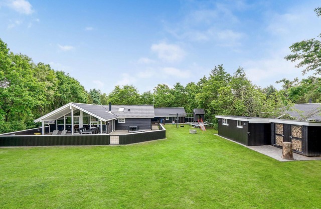 Impresionante casa en Oksbøl con sauna