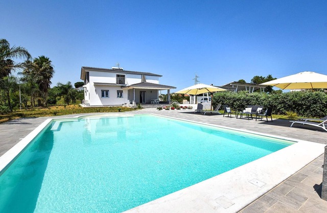 Impresionante casa en Partinico con.