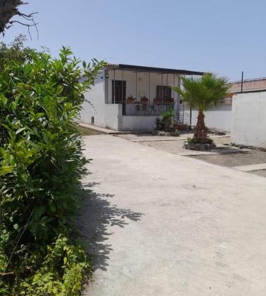 B&B Pompeii Airfield