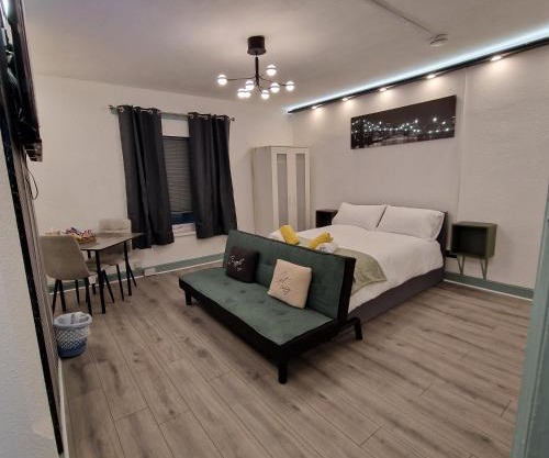Balco Strata Studio