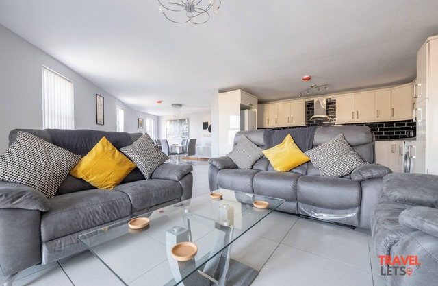 Ballygowan, Co. Down, Northern Ireland - Gourleys Hideout, 6 Guests - Contractors / Tourists / Relo