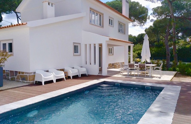 Bosque de pinos villa villa piscina Colares, Sintra cerca de la playa
