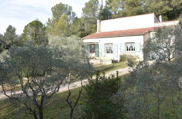 Barjols - Villa Équipée 2 à 8 Pers / 2000 m² Jardin