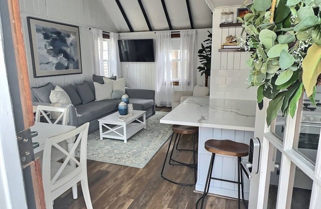 Beach Block 1940s Bungalow: Embrace Coastal Charm and Timeless Vintage Vibes!