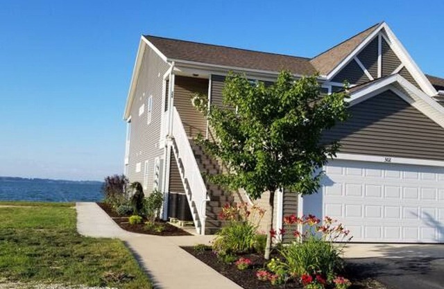 Beach Club Escape Unit 304, un hermoso condominio frente al lago en Grand Lake.