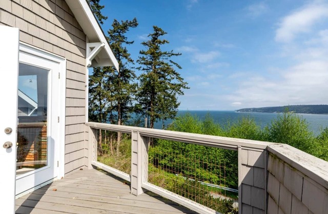 Beach House at Whidbey Shores