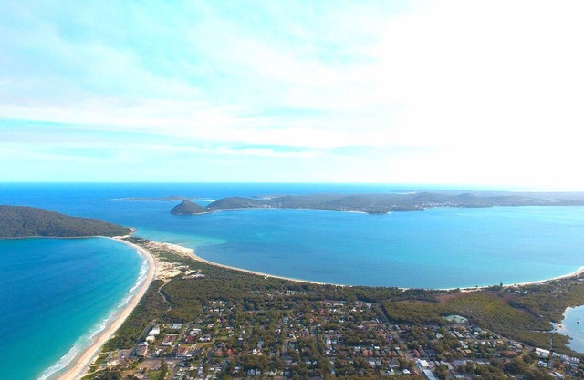 Beach House - Australian Coastal Style Beach House