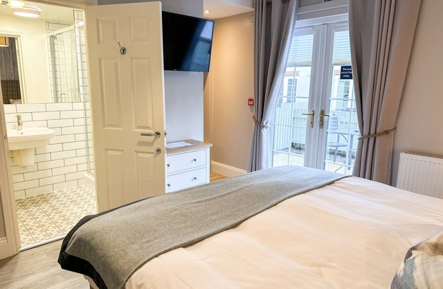 Beach House Hotel