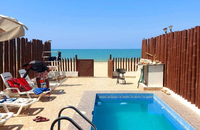Casa de playa frente al mar de Zorritos, ideal para venir con familia y amigos