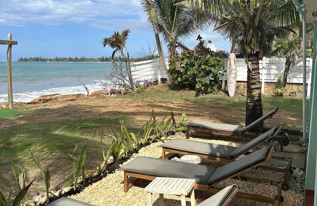 Casa De Playa Con Gazebo, Barbacoa. Casa privada con acceso directo a la playa para 12 personas.