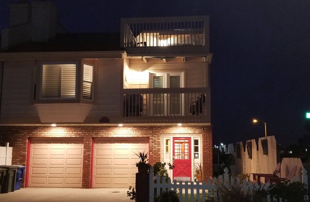 ~~ Beach House Oxnard ~~ ¡Este lugar lo tiene todo!