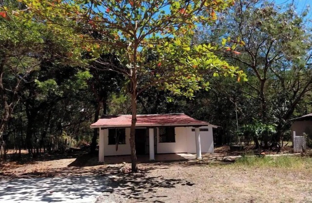 Casa de playa con amplió terreno y privacidad