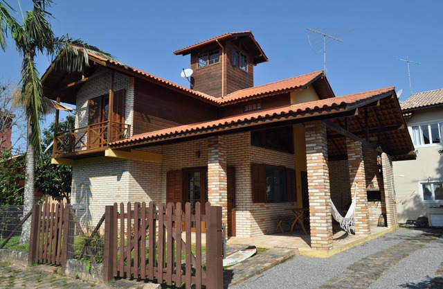 Casa de playa con baño privado, aire acondicionado, cielo, barbacoa y una gran ubicación