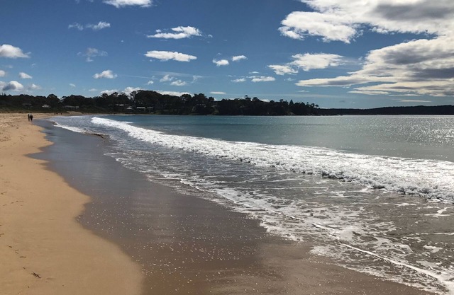 ¡Playa en Broulee!