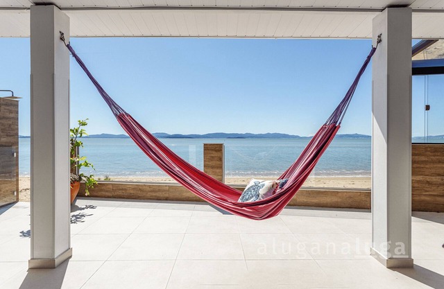 Casa Frente al Mar SC – Espacio Completo