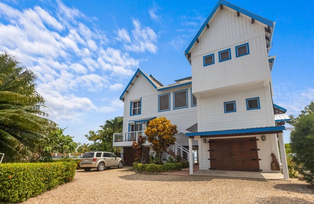Casa frente al mar con terraza y piscina privadas, kayaks - excelentes vistas y zona tranquila