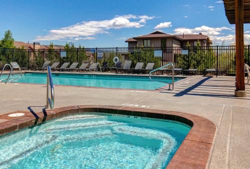 Bear Hollow Village 5610 by Moose Management